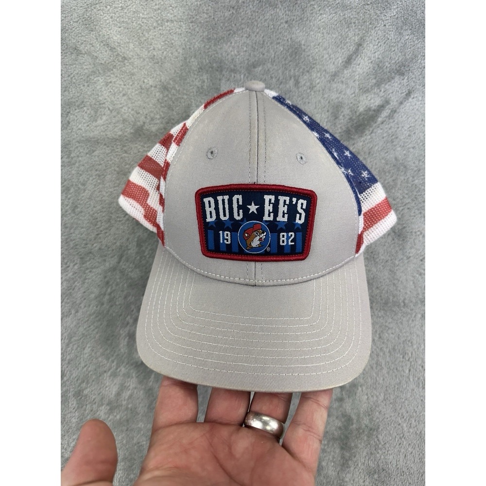 Buc-Ees Snapback‎ Trucker Hat With American Flag Mesh Back & Logo Patch 4th july